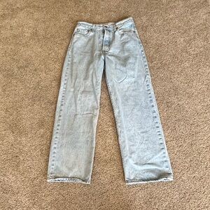 Levi’s Ribcage Straight Ankle Jeans